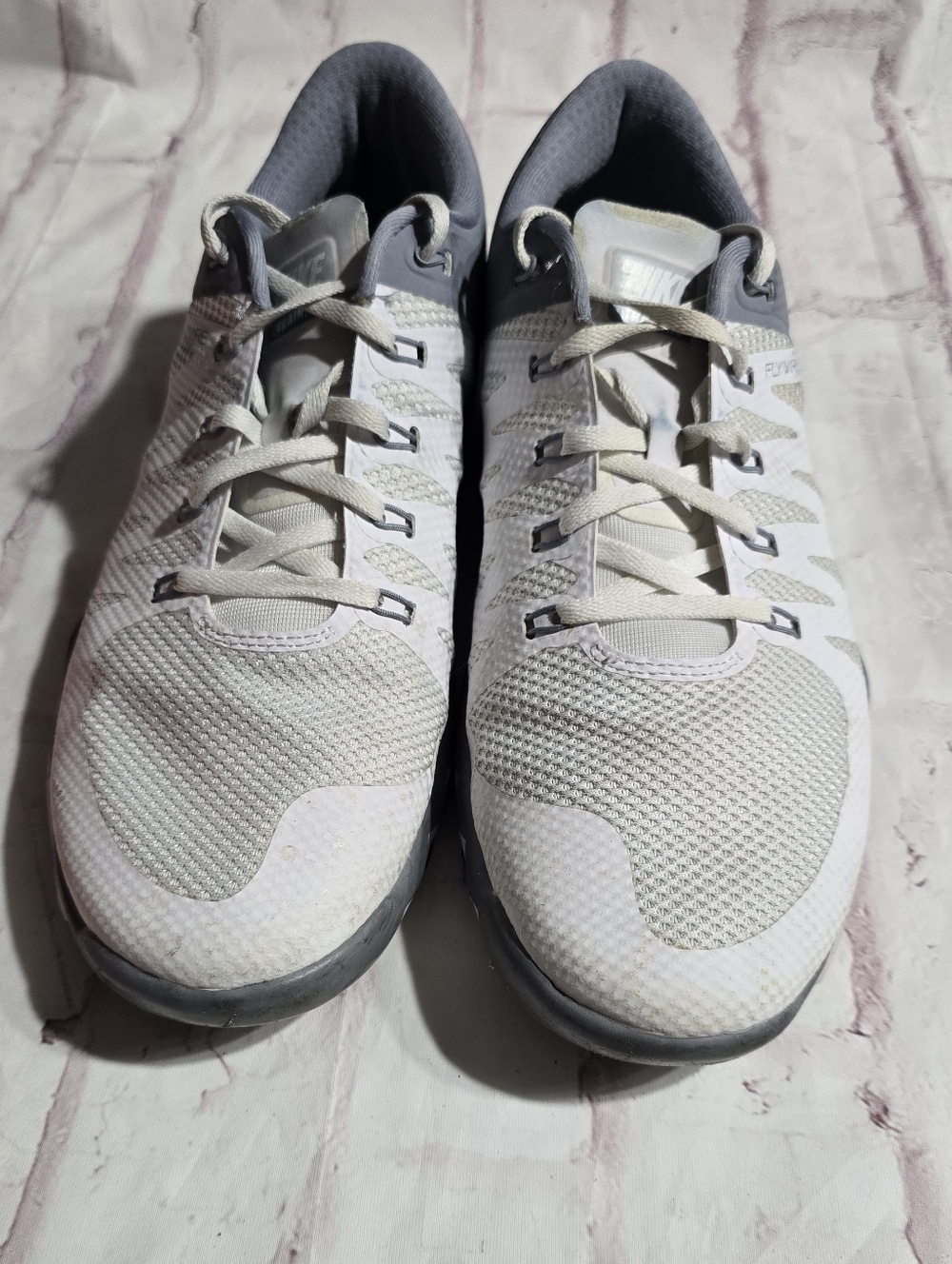 Nike Men’s White and Gray Mesh Training Sneakers